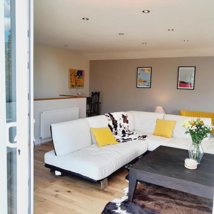 Villa Riverside Escape Iden Rye Extérieur photo